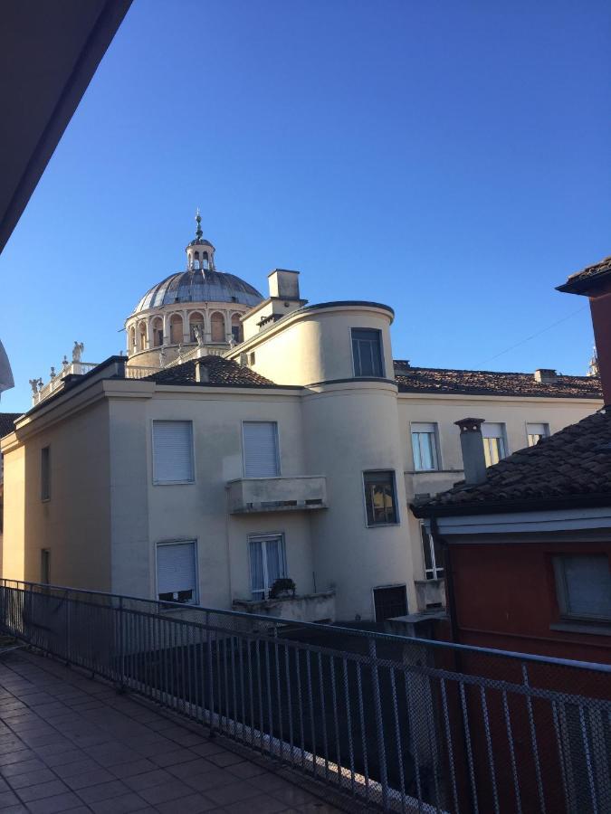 Apartamento Terrazza Zaccagni Parma Exterior foto