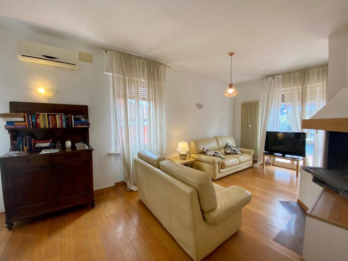 Apartamento Terrazza Zaccagni Parma Exterior foto