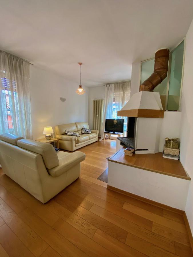Apartamento Terrazza Zaccagni Parma Exterior foto